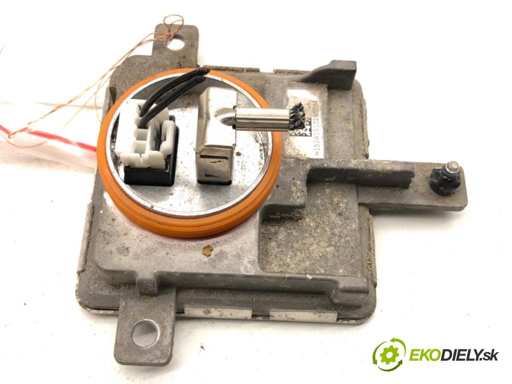 JAGUAR F-PACE SUV 2016 120 kW 2.0 TD4 1999 měnič XENON 1036060061 (Řídící jednotka xenonu)