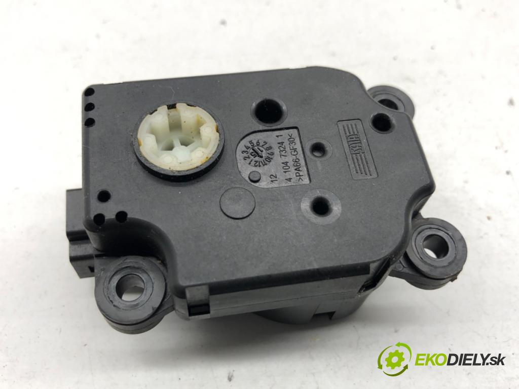 JAGUAR F-PACE SUV 2016 120 kW 2.0 TD4 1999 Motor kúrenia EAB243