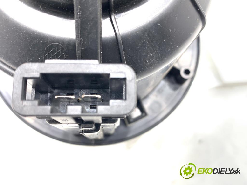 JAGUAR E-PACE SUV 2020 132 kW 2.0 D180 AWD 1999 ventilátor kúrenia