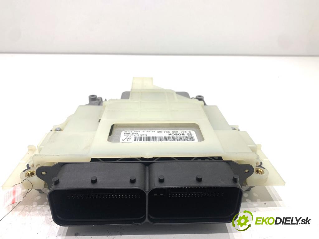 JAGUAR E-PACE SUV 2020 132 kW 2.0 D180 AWD 1999 řídící jednotka motora KK72-12C520-FBC (Řídicí jednotka)