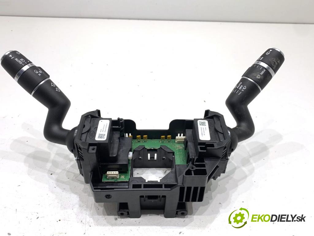 JAGUAR E-PACE SUV 2020 132 kW 2.0 D180 AWD 1999 Prepínač kombinovaný J9C3-13N064-FC (Prepínacie páčky pod volantom)