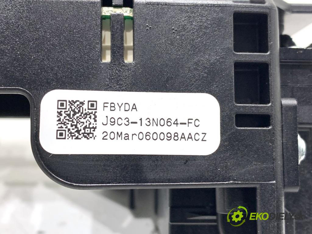 JAGUAR E-PACE SUV 2020 132 kW 2.0 D180 AWD 1999 Prepínač kombinovaný J9C3-13N064-FC (Prepínacie páčky pod volantom)