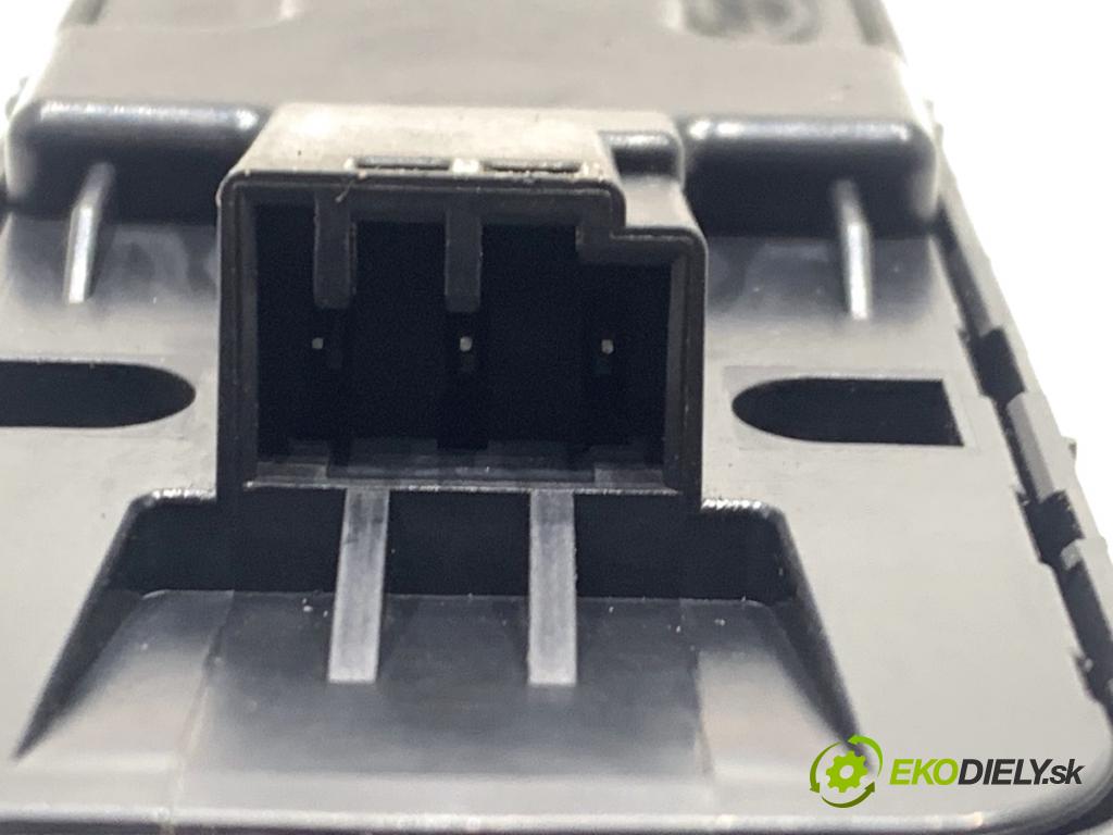 JAGUAR E-PACE SUV 2020 132 kW 2.0 D180 AWD 1999 Prepínač okien HK83-14540-AA (Prepínacie páčky pod volantom)