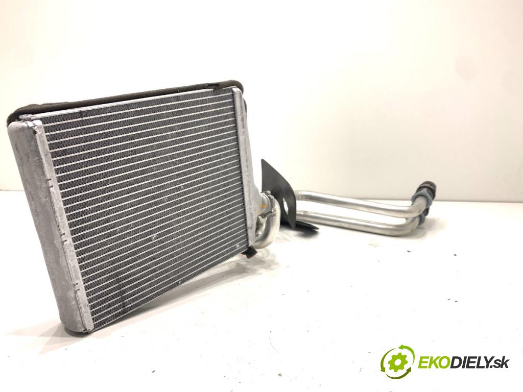 JAGUAR E-PACE SUV 2020 132 kW 2.0 D180 AWD 1999 topné těleso radiátor topení  (Radiátor topení)