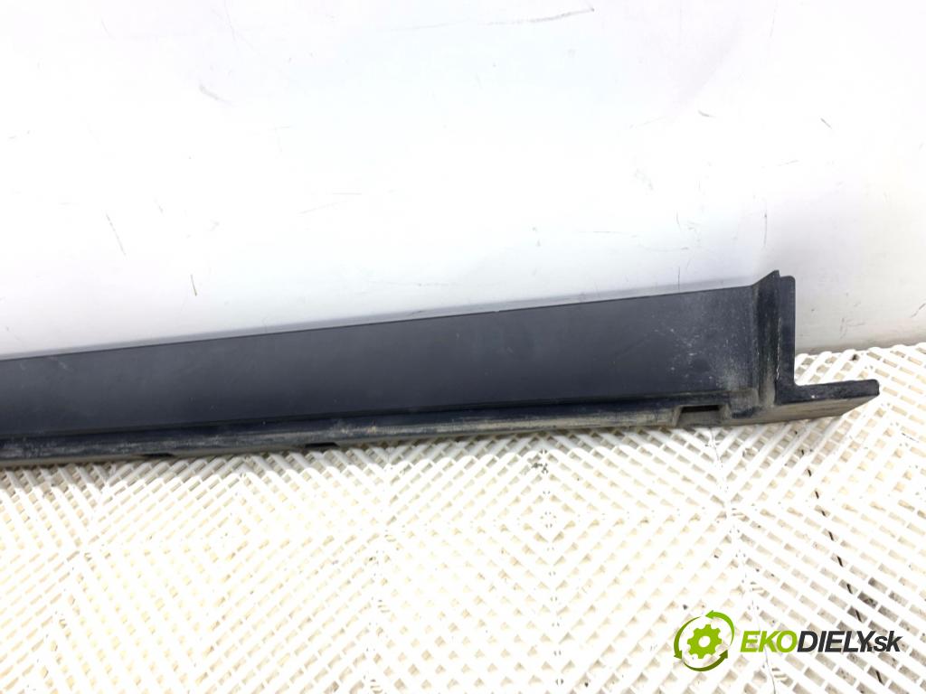 JAGUAR E-PACE SUV 2020 132 kW 2.0 D180 AWD 1999 Lišta prahová pravy