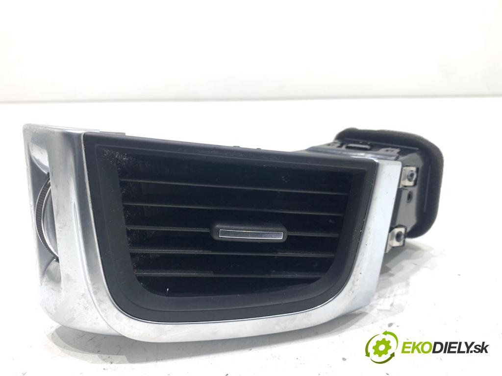 JAGUAR E-PACE SUV 2020 132 kW 2.0 D180 AWD 1999 mří topení pravý přední část J9C3018B08AD