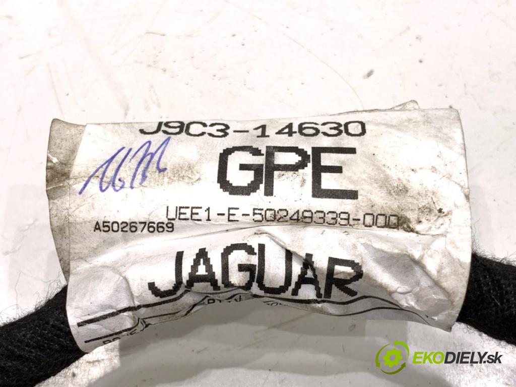 JAGUAR E-PACE SUV 2020 132 kW 2.0 D180 AWD 1999 káblovačka dveře přední část pravý J9C3-14630-GPE