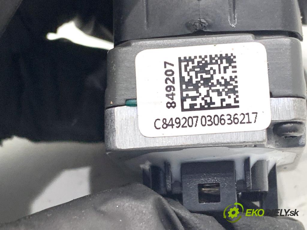 JAGUAR E-PACE SUV 2020 132 kW 2.0 D180 AWD 1999 KAMERA FW93-19H422-AB