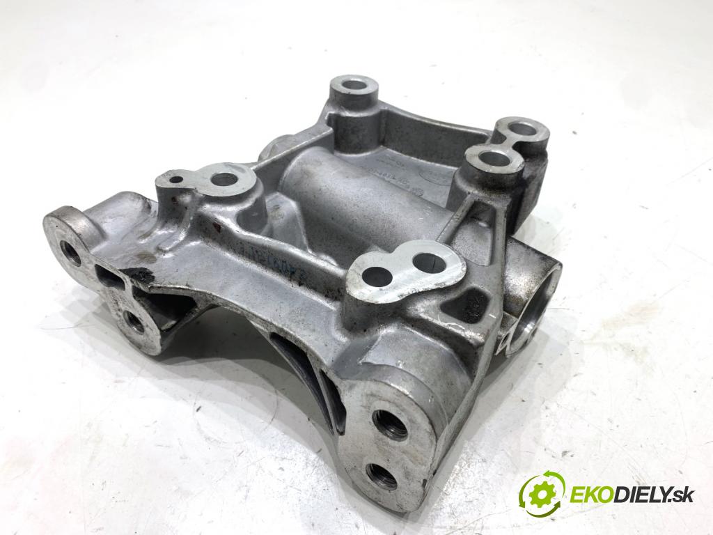 LAND ROVER RANGE ROVER EVOQUE SUV 2025 150 kW 2.0 D200 MHEV 4x4 1997 držák motora K8D2-6030-AC