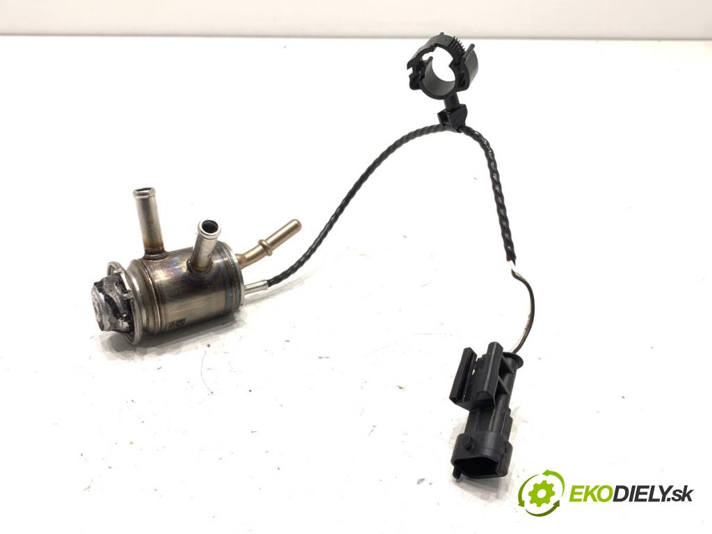 LAND ROVER RANGE ROVER EVOQUE SUV 2025 150 kW 2.0 D200 MHEV 4x4 1997 vstřikovač SCR 0444025130