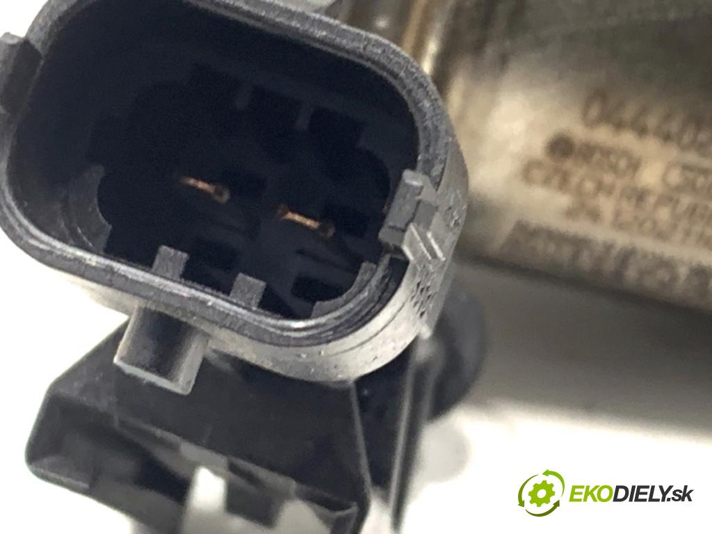 LAND ROVER RANGE ROVER EVOQUE SUV 2025 150 kW 2.0 D200 MHEV 4x4 1997 vstřikovač SCR 0444025130