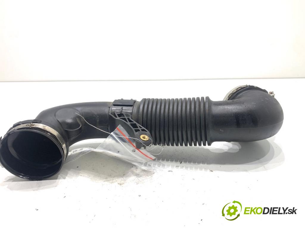 LAND ROVER RANGE ROVER EVOQUE SUV 2025 150 kW 2.0 D200 MHEV 4x4 1997 Rúra vzduchu N8D2-9C623-AB