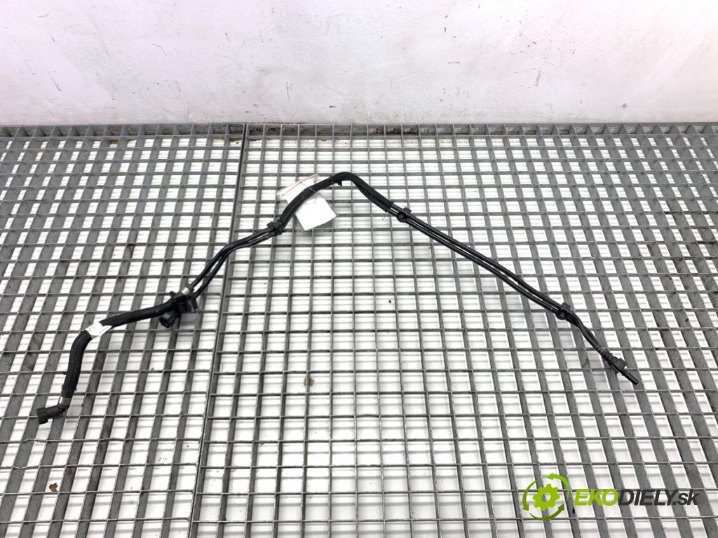 LAND ROVER RANGE ROVER EVOQUE SUV 2025 150 kW 2.0 D200 MHEV 4x4 1997 rozdělovač vody M8D2-8C500-AC