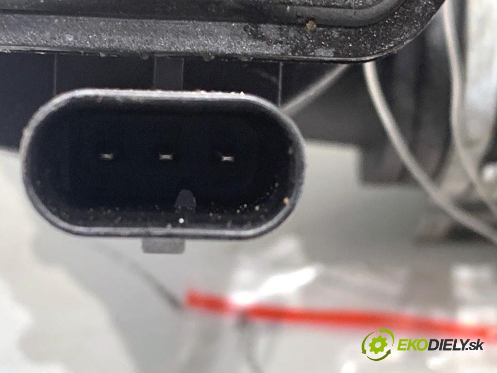 LAND ROVER RANGE ROVER EVOQUE SUV 2025 150 kW 2.0 D200 MHEV 4x4 1997 DALŠÍ: pumpa vody M8D2-8B500-AB (Vodní pumpa)