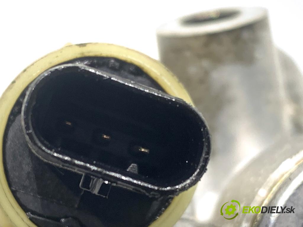 LAND ROVER RANGE ROVER EVOQUE SUV 2025 150 kW 2.0 D200 MHEV 4x4 1997 Obal filtra oleja K4D3-6714-A (Obal olejového filtra)