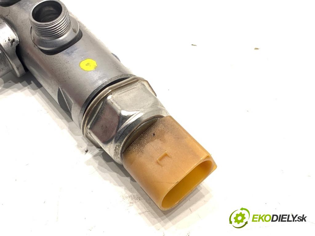 LAND ROVER RANGE ROVER EVOQUE SUV 2025 150 kW 2.0 D200 MHEV 4x4 1997 lišta vstřikovací SENZOR M4D3-9D280-AB