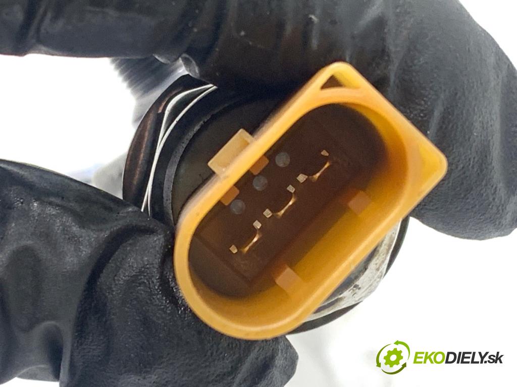 LAND ROVER RANGE ROVER EVOQUE SUV 2025 150 kW 2.0 D200 MHEV 4x4 1997 lišta vstřikovací SENZOR M4D3-9D280-AB