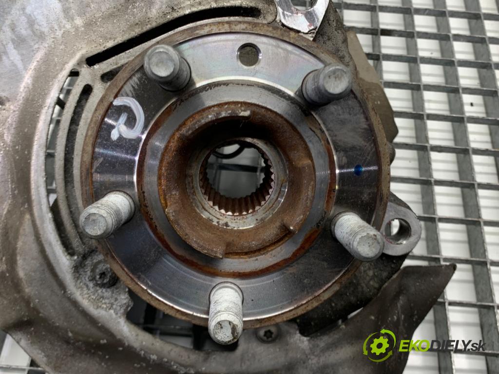 JAGUAR E-PACE SUV 2020 132 kW 2.0 D180 AWD 1999 náboj pravý přední část