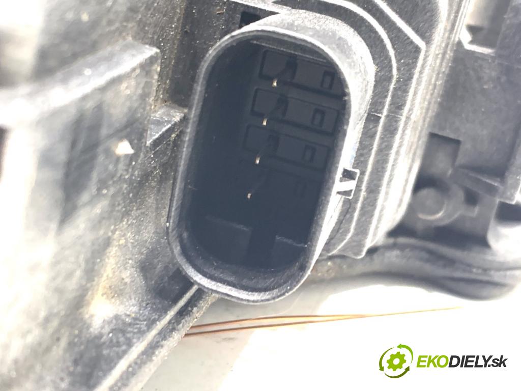 BMW G31 Kombi 2020 140 kW 520 d 1995 zámok dveře pravý zadní část 7477690