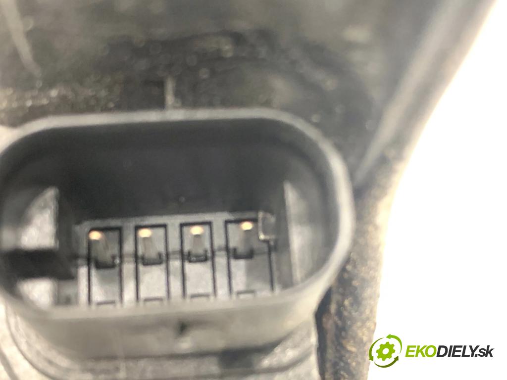 BMW G31 Kombi 2020 140 kW 520 d 1995 zámok Dvere ľavy predný 7477685