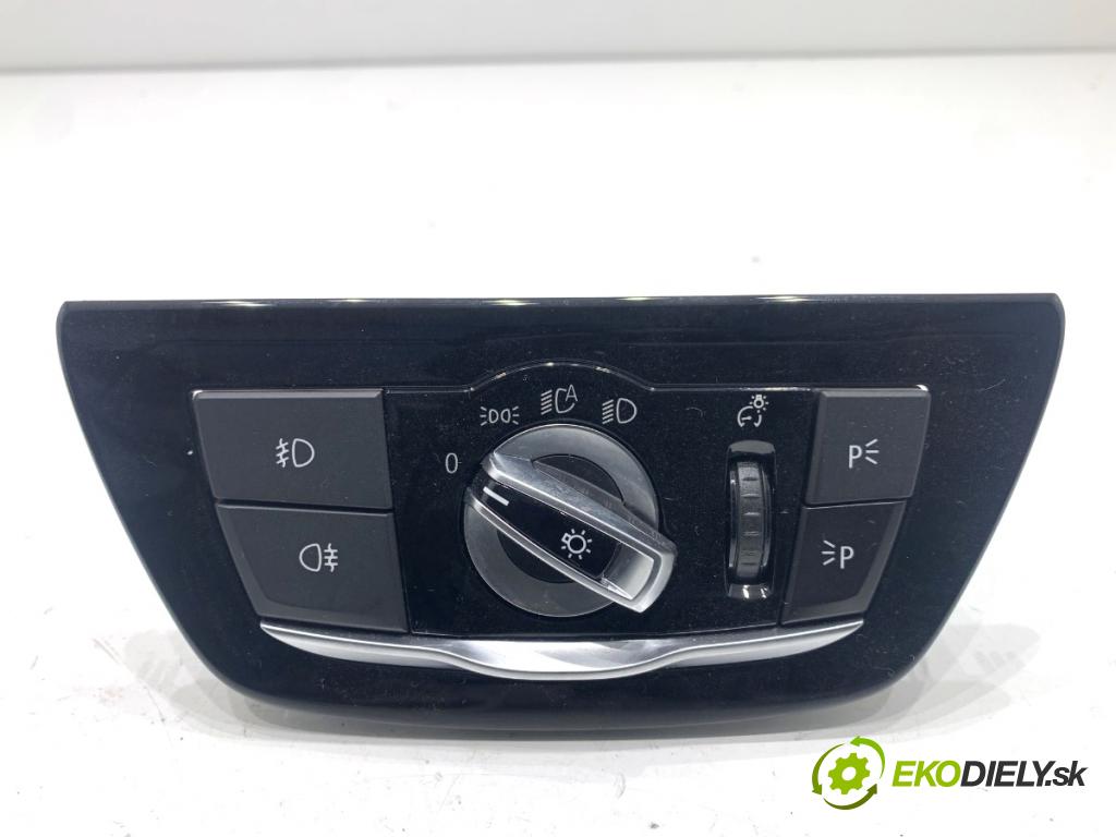 BMW G31 Kombi 2020 140 kW 520 d 1995 Spínač svetiel 9472970