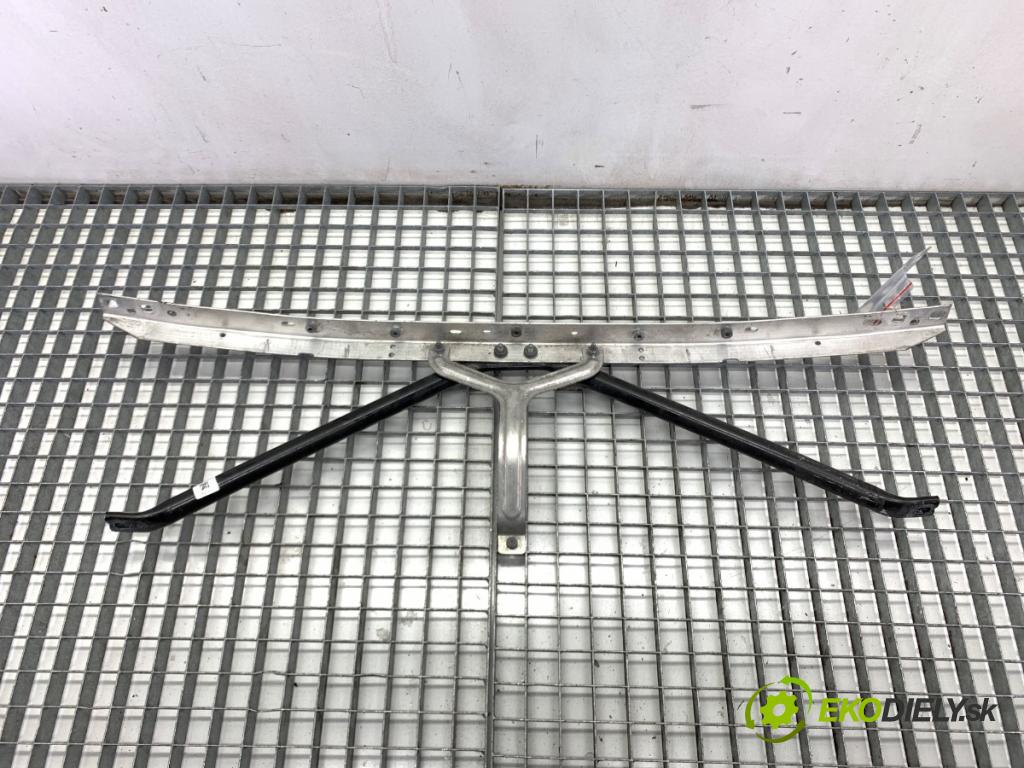 BMW G31 Kombi 2020 140 kW 520 d 1995 Výstuha horná 7357209 (Výstuha)