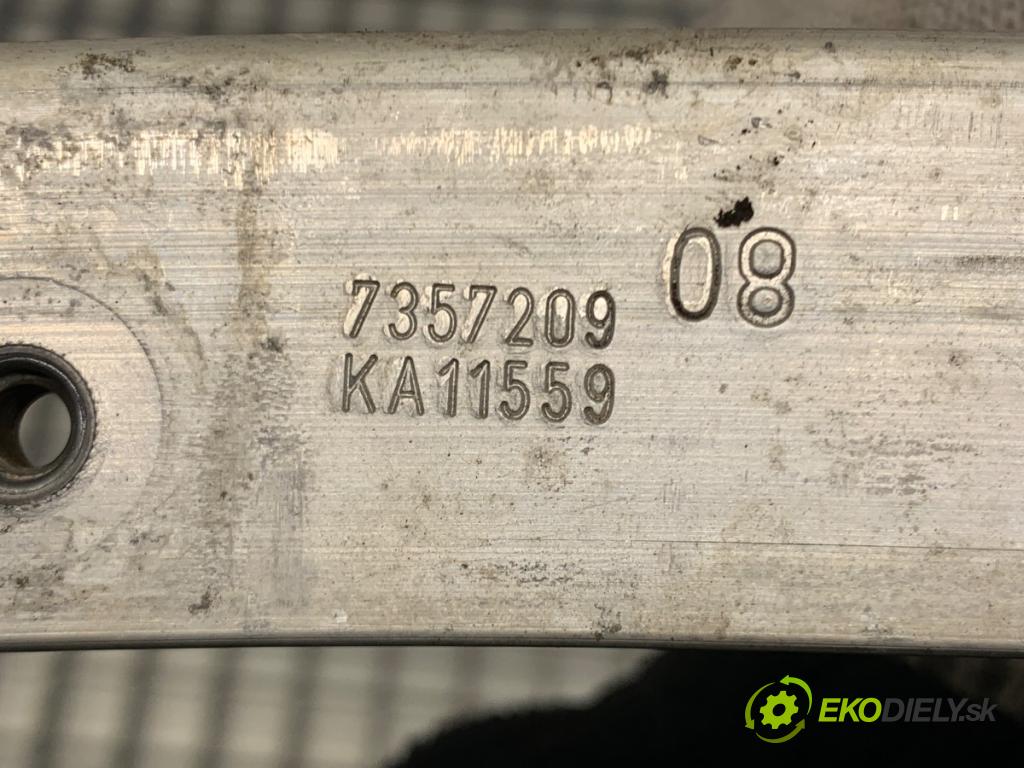 BMW G31 Kombi 2020 140 kW 520 d 1995 Výstuha horná 7357209 (Výstuha)