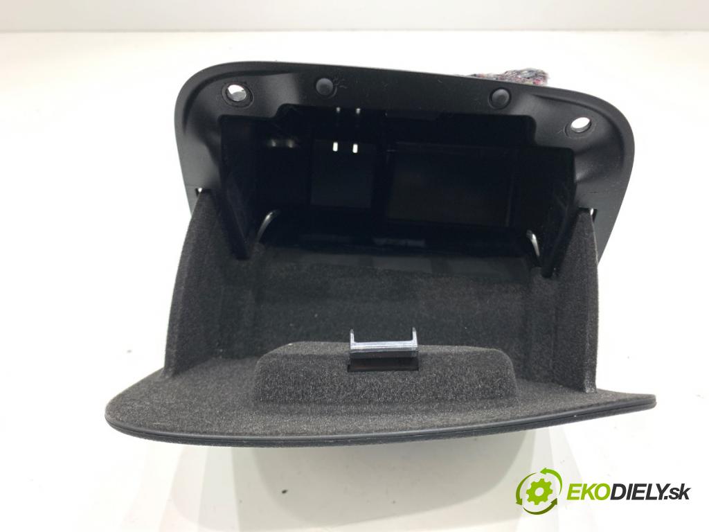 BMW G31 Kombi 2020 140 kW 520 d 1995 Priehradka, kastlík 6997929