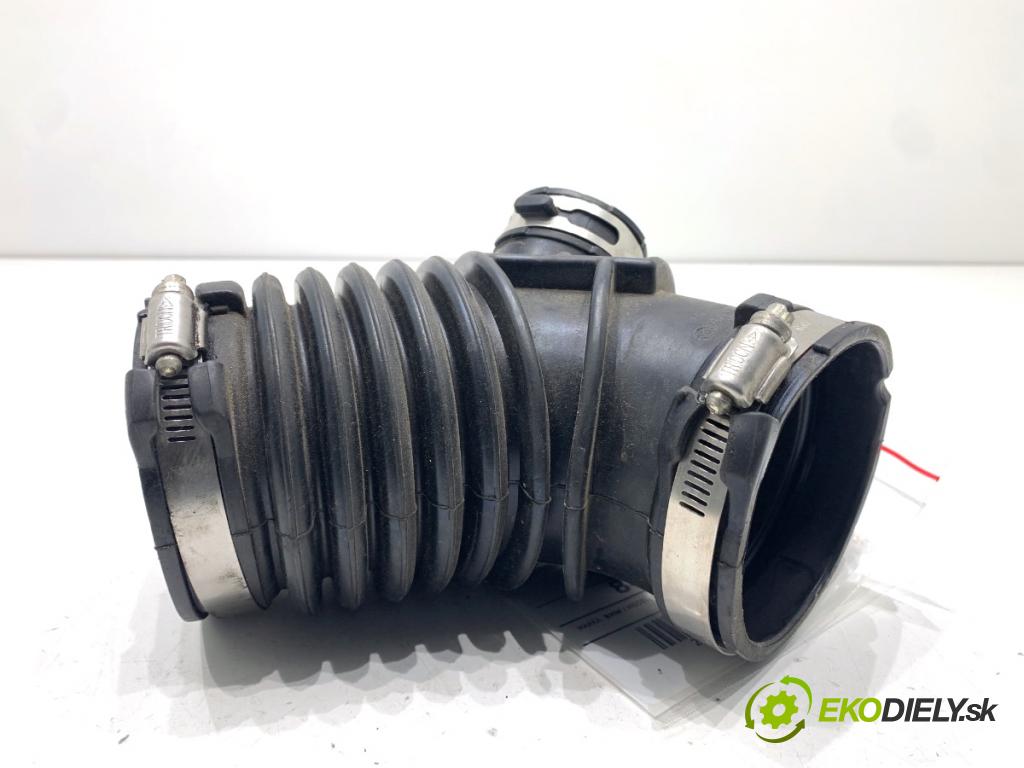 BMW G31 Kombi 2020 140 kW 520 d 1995 Rúra vzduchu 