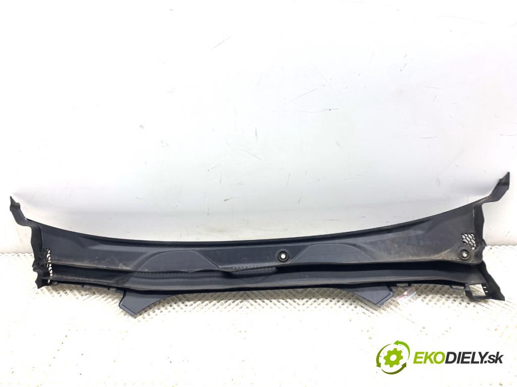 BMW G31 Kombi 2020 140 kW 520 d 1995 Torpédo, plast pod čelné okno 7388714 (Torpédo (plast pod čelným sklom))