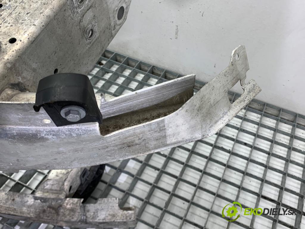 BMW G31 Kombi 2020 140 kW 520 d 1995 Držiak predný 7418224 (Výstuha predná)