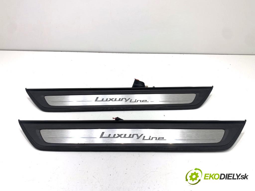 BMW G31 Kombi 2020 140 kW 520 d 1995 lišty PROGOWE přední část LUXURY 7405773