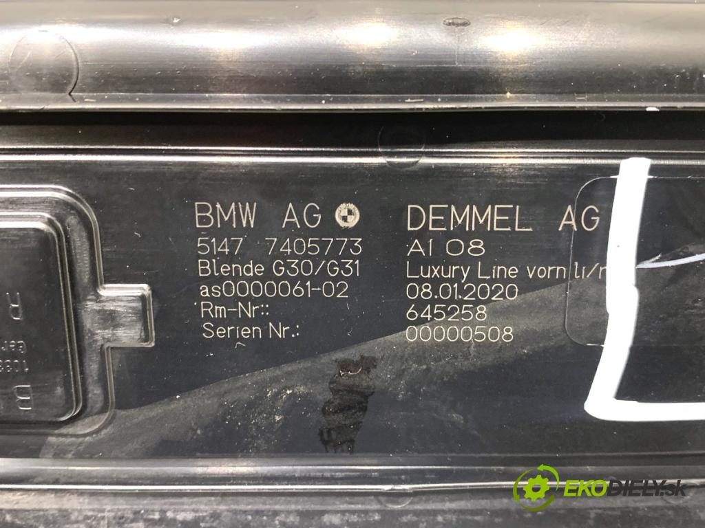 BMW G31 Kombi 2020 140 kW 520 d 1995 lišty PROGOWE predný luxury 7405773