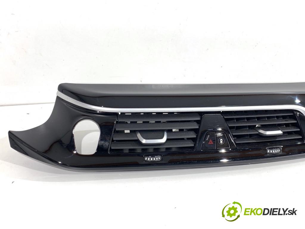 BMW G31 Kombi 2020 140 kW 520 d 1995 Mriežky kúrenia predný 9390699