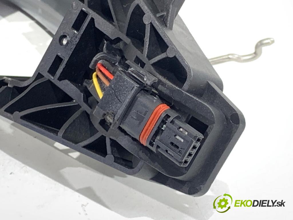 BMW G31 Kombi 2020 140 kW 520 d 1995 klika vnejší pravý zadní část 9881776