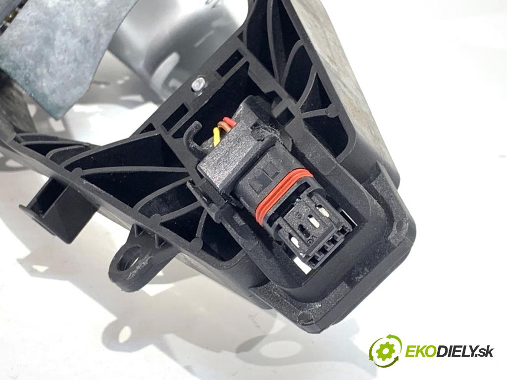 BMW G31 Kombi 2020 140 kW 520 d 1995 klika vnejší levý přední část 9881775