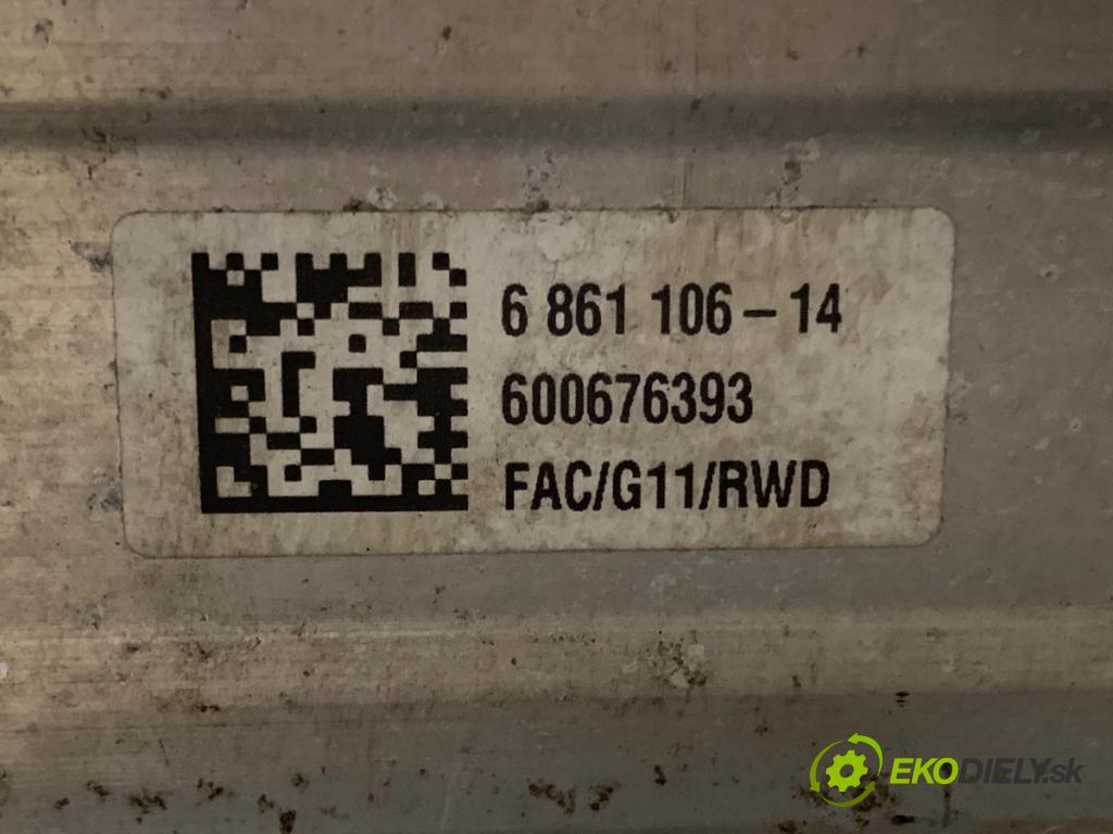 BMW G31 Kombi 2020 140 kW 520 d 1995 výztuha pod motor 6861106 (Přední výztuha)