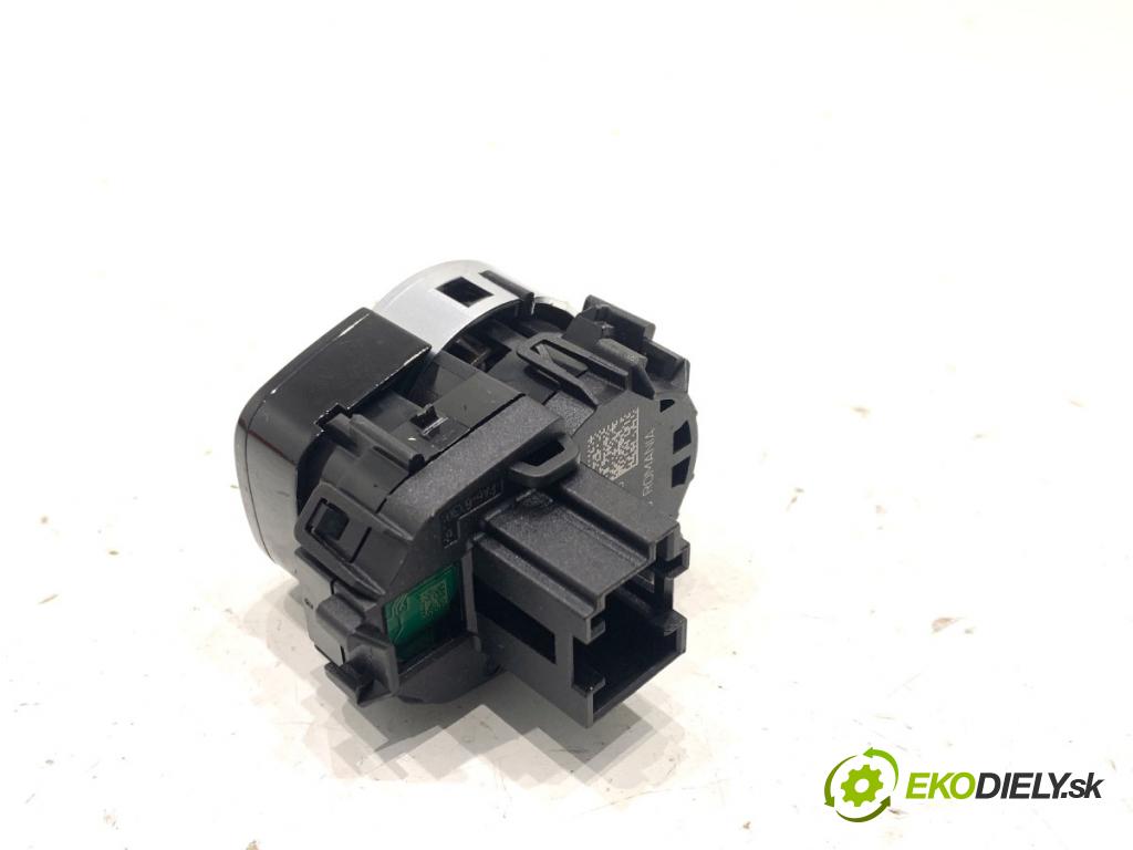 BMW G31 Kombi 2020 140 kW 520 d 1995 vypínač ZAPALOVÁNÍ: START/STOP 7948012