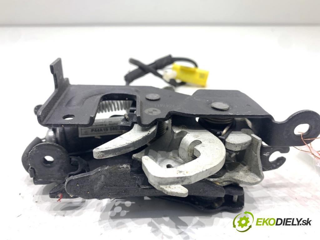 BMW G31 Kombi 2020 140 kW 520 d 1995 zámok kapoty predný 7347411