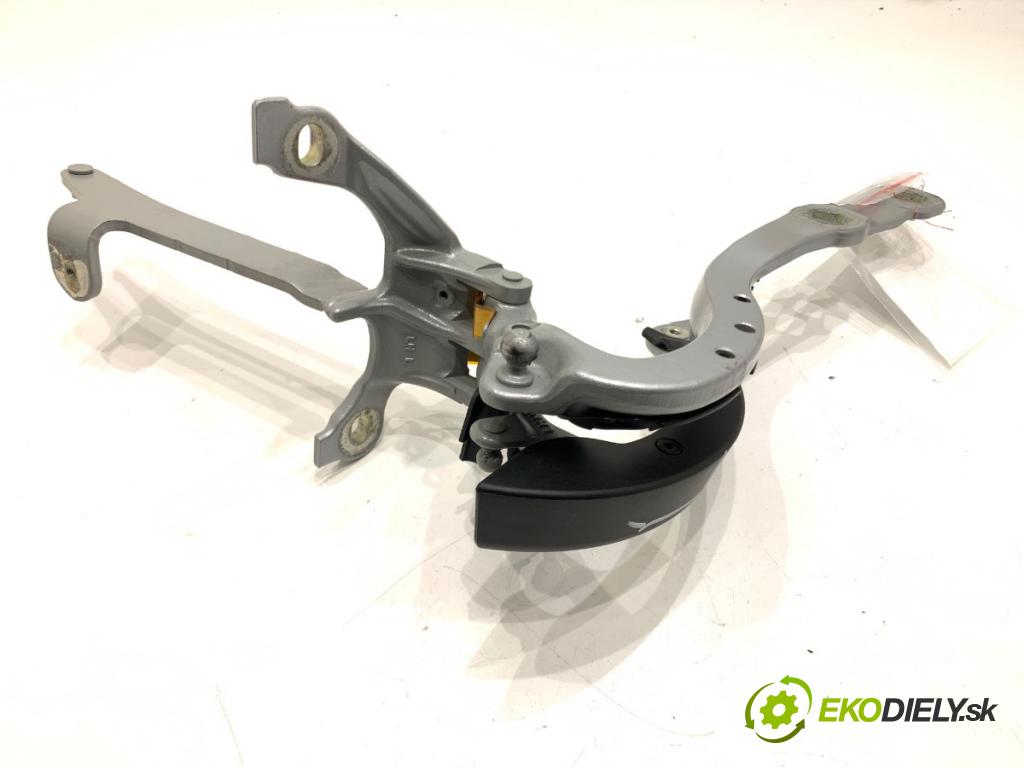 BMW G31 Kombi 2020 140 kW 520 d 1995 závěs dveří zadní část 7390413