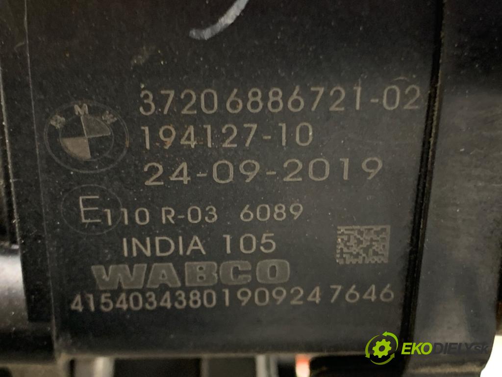 BMW G31 Kombi 2020 140 kW 520 d 1995 pumpa nápravy 6886721