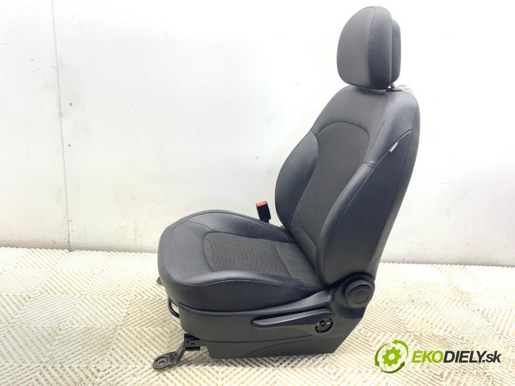 HYUNDAI ix35 SUV 2013 135 kW 2.0 CRDi 4WD 1995 Sedadlo ľavy predný