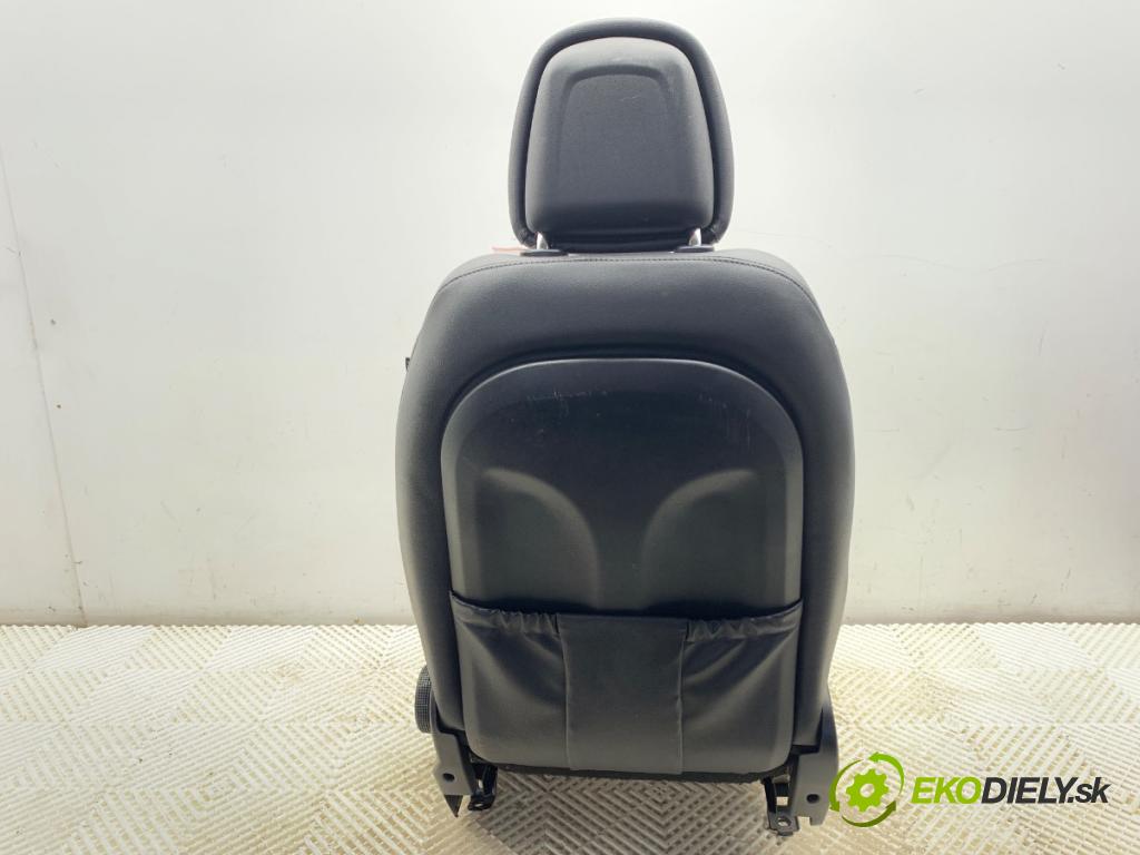 HYUNDAI ix35 SUV 2013 135 kW 2.0 CRDi 4WD 1995 Sedadlo ľavy predný