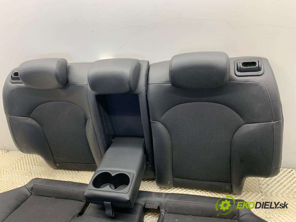 HYUNDAI ix35 SUV 2013 135 kW 2.0 CRDi 4WD 1995 sedadlo druhý VLÁDA: