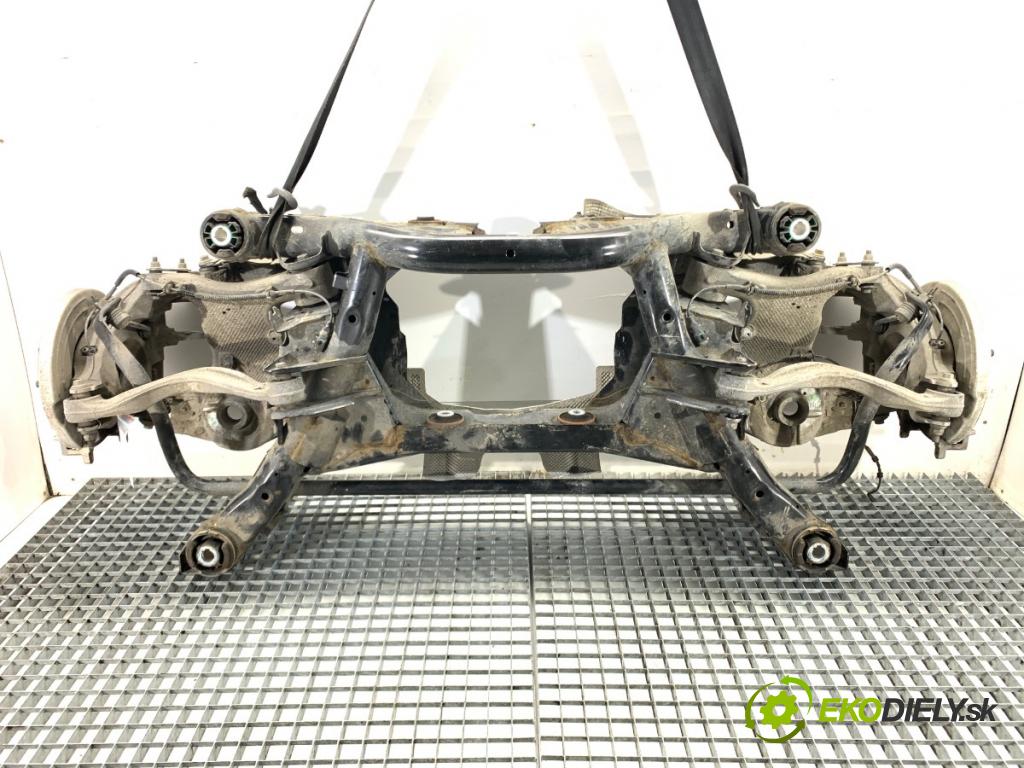 JAGUAR E-PACE SUV 2020 132 kW 2.0 D180 AWD 1999 Výstuha zad 