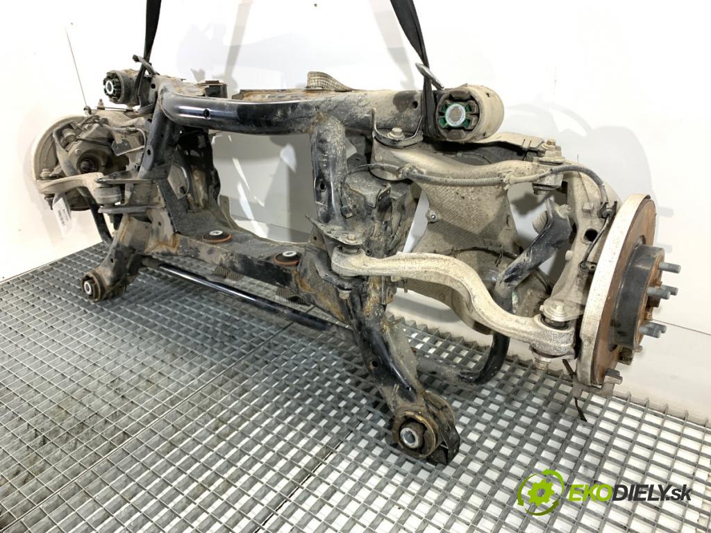 JAGUAR E-PACE SUV 2020 132 kW 2.0 D180 AWD 1999 Výstuha zad