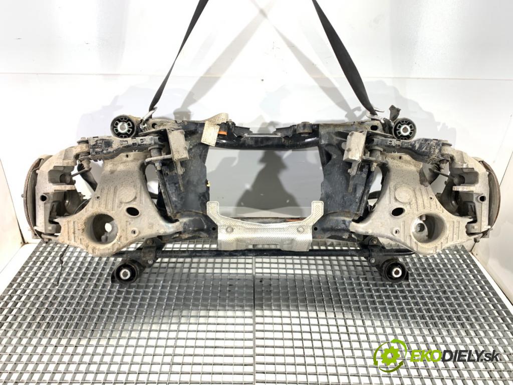 JAGUAR E-PACE SUV 2020 132 kW 2.0 D180 AWD 1999 Výstuha zad