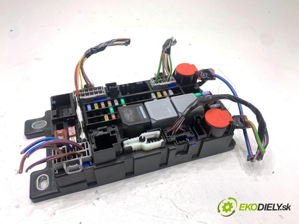 JAGUAR E-PACE SUV 2020 132 kW 2.0 D180 AWD 1999 modul BSI J9C3-14N030-AD (Pojistková skříňka)