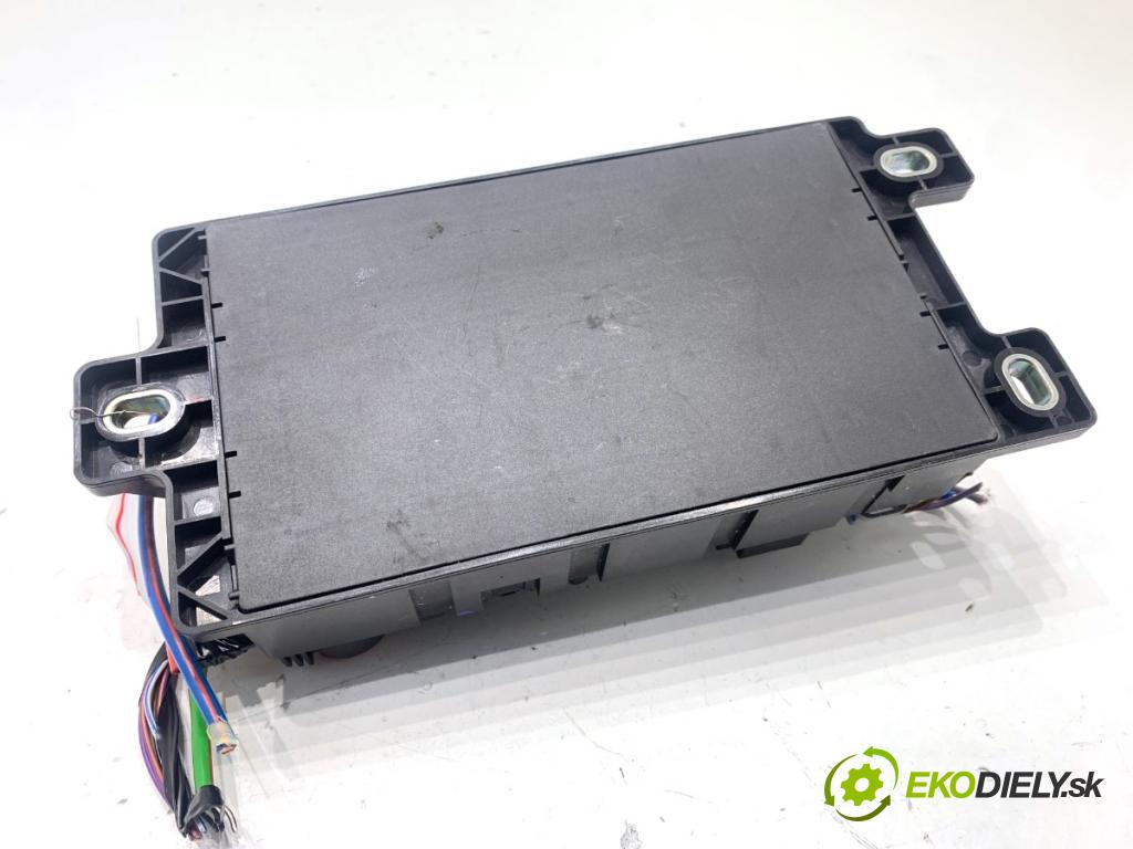 JAGUAR E-PACE SUV 2020 132 kW 2.0 D180 AWD 1999 modul BSI J9C3-14N030-AD (Pojistková skříňka)