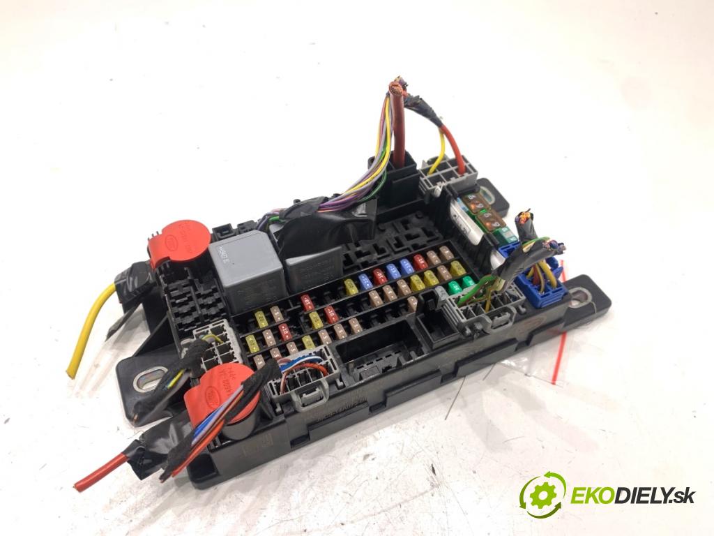 JAGUAR E-PACE SUV 2020 132 kW 2.0 D180 AWD 1999 modul BSI J9C3-14A073-BD (Pojistková skříňka)